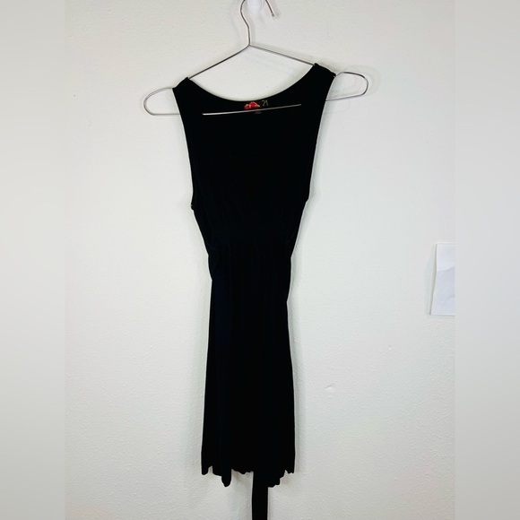 Forever 21 Black Sleeveless V-Neck Mini Dress Small Adjustable Waist Boho Style - Picture 3 of 15